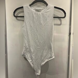 Aritzia Contour Crew Bodysuit